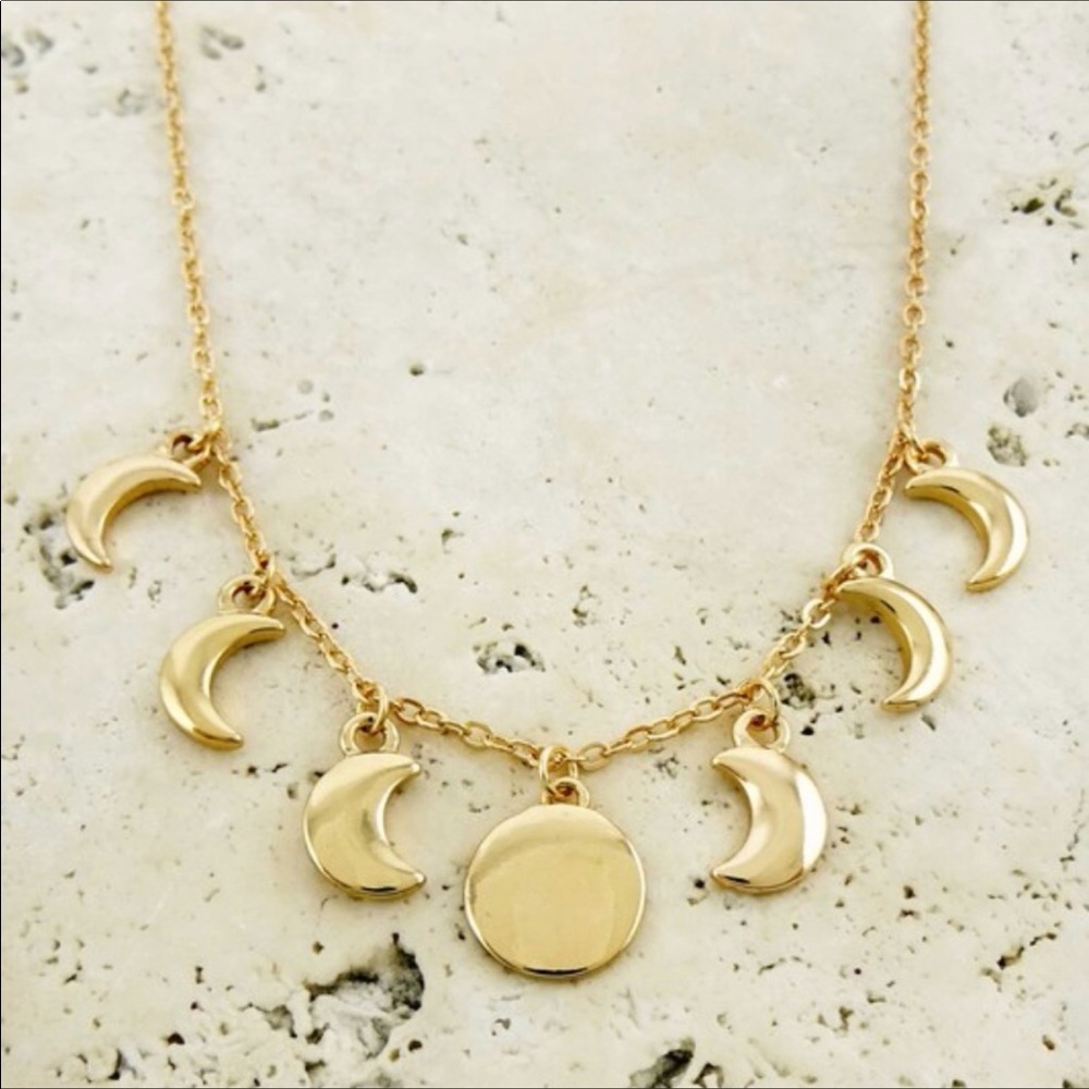 LAST ONE: Golden moon choker necklace - Picture 2 of 4